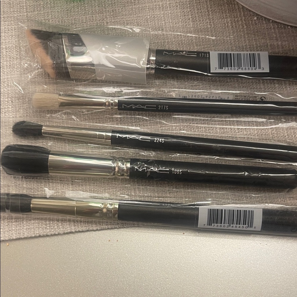 MAC Cosmetics Black Makeup Brush Collection